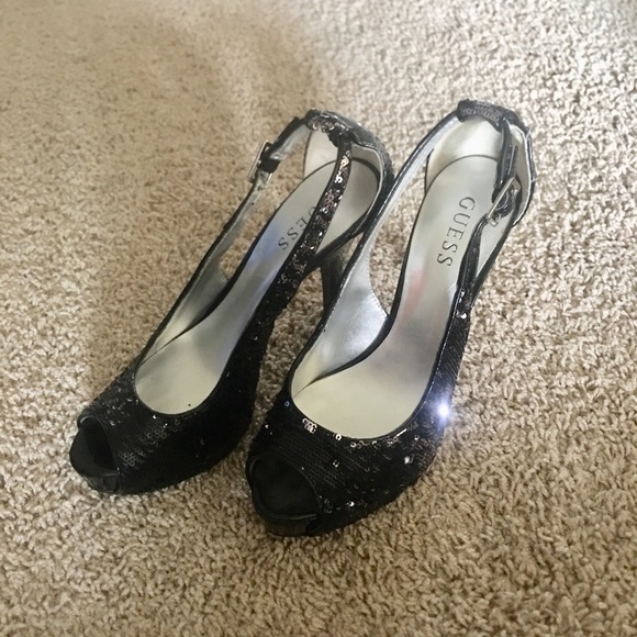 Guess Hondo3 Black/Silver Sequin Peep Toe - Picture 2 of 8